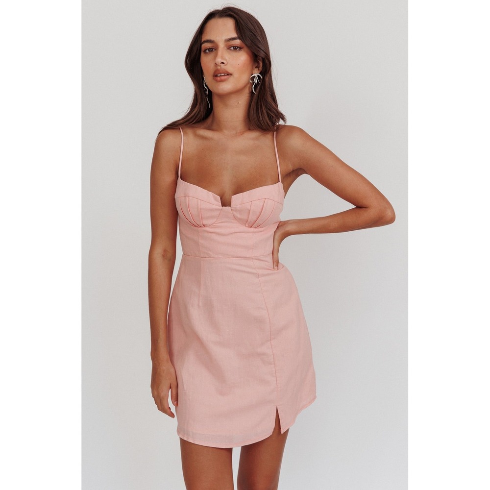 Selfie Leslie Devoted Structured Detail Bust Cami Strap Dress in Pink Size Small